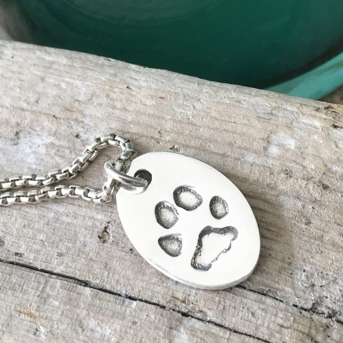 Gold Plated Silver Paw Print Name Necklace | Jewellerybox.co.uk